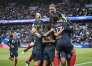 米兰体育报-法国女足迎战激烈，力争胜利