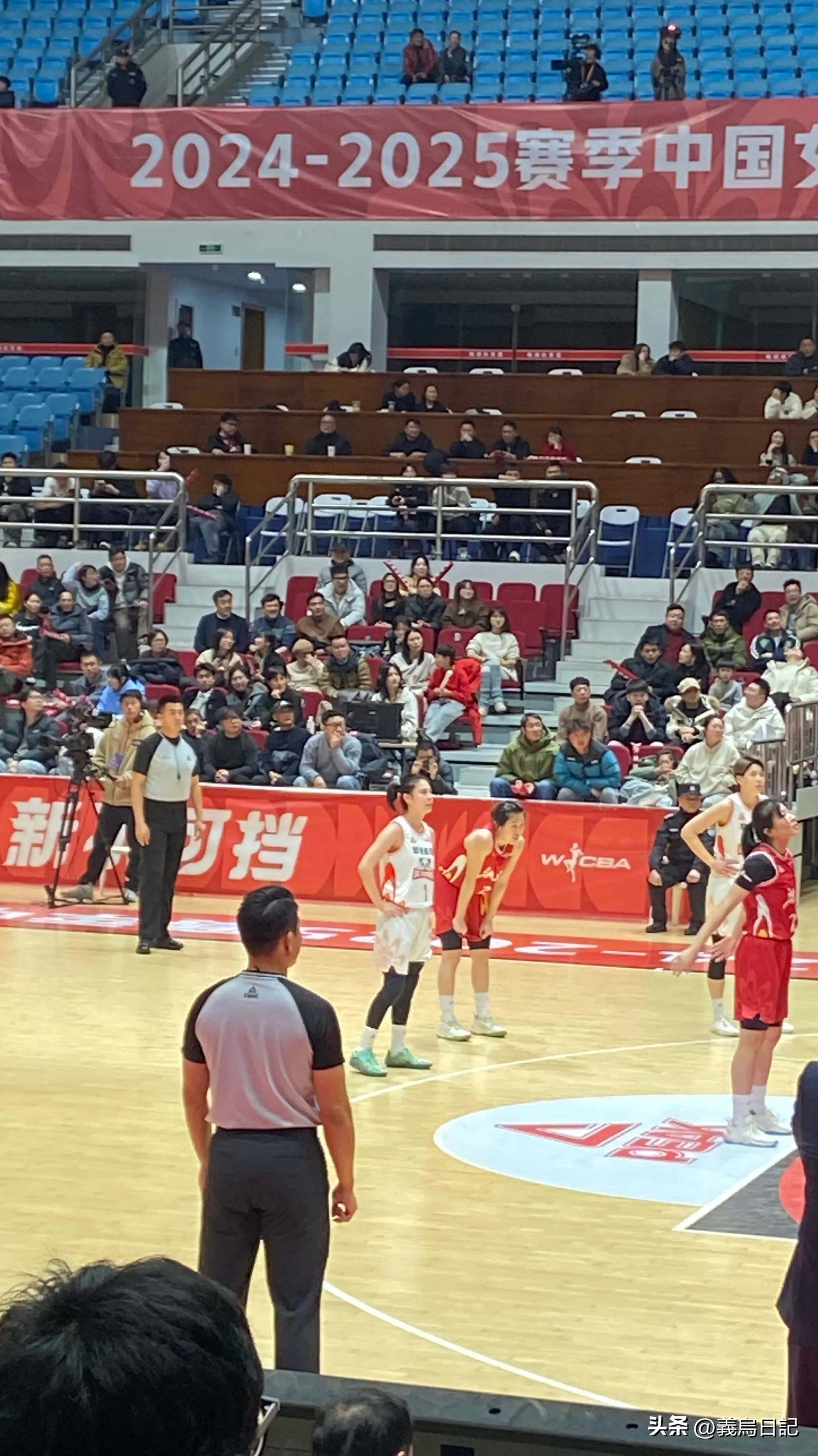 浙江女篮取得关键胜利，赢得球迷认可